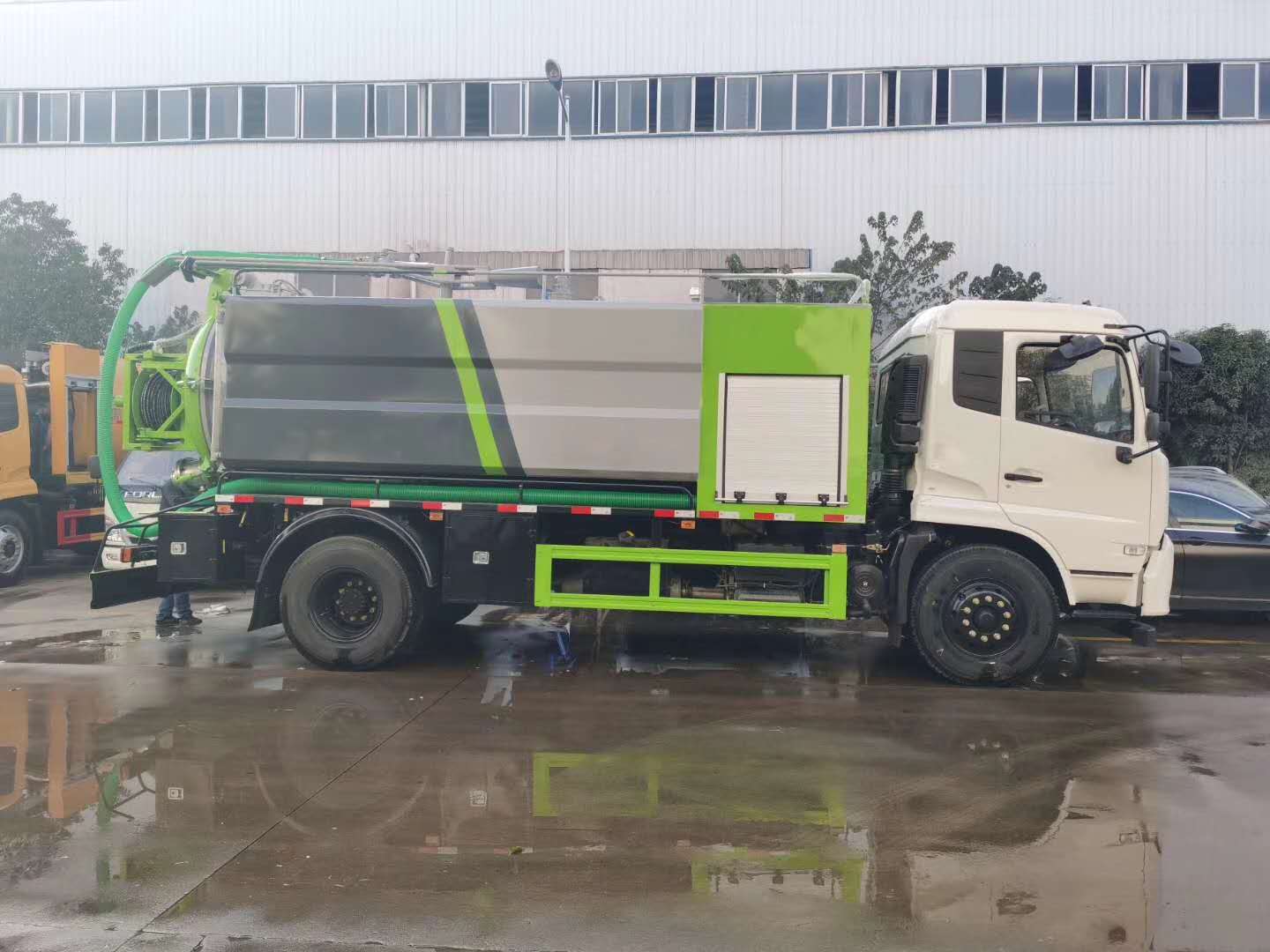 國六東風(fēng)天錦清洗吸污車，可以上北京市牌照