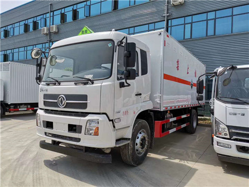 東風(fēng)天錦8類腐蝕性物品廂式運(yùn)輸車，環(huán)保，燃油齊全，歡迎預(yù)訂