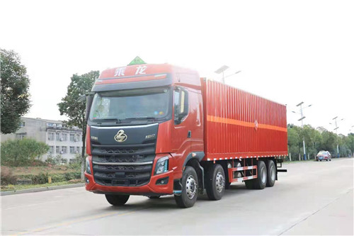 柳汽國六8×4危險(xiǎn)品廂式車可出危險(xiǎn)品類別  2類氣體、3類液體、7類放射性（全國獨(dú)有）、8類腐蝕性、9類雜項(xiàng)、另有2類倉欄式公告正在申報(bào)中