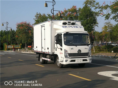 陜汽輕卡徳龍K3000國六濰柴130馬力冷藏車符合國家新規(guī)，現(xiàn)車多多，藍牌車的首選