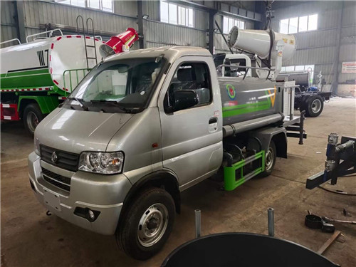 國六東風(fēng)小霸王無敵灑水車，藍(lán)牌免征無憂