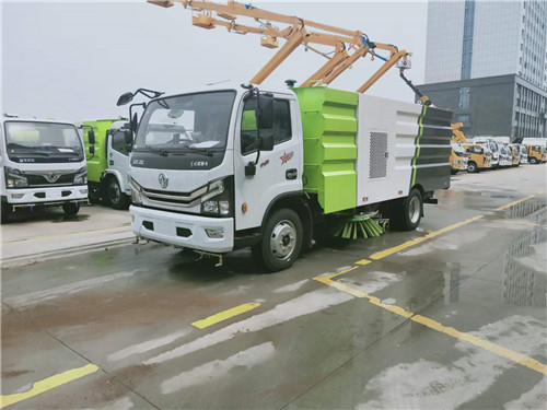 現(xiàn)車！現(xiàn)車！  東風3800軸距玉柴165馬力8方洗掃車