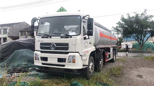 20年9月溫州牌照15噸油車，車況精品，基本沒怎么跑