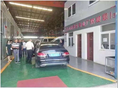 武漢天河機(jī)場(chǎng)孟總對(duì)軍運(yùn)會(huì)專用接待乘用車定制改裝提了一些期望，要求中標(biāo)方在生產(chǎn)改裝中，提高認(rèn)識(shí)，嚴(yán)格標(biāo)準(zhǔn)，重視質(zhì)量，向北京奧運(yùn)會(huì)專用車的標(biāo)準(zhǔn)看齊，將此項(xiàng)訂單當(dāng)成一項(xiàng)政治任務(wù)來完成，以滿足國賓級(jí)的乘用要求。