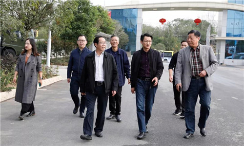本期要聞：湖北省政府研究室黨組成員、副主任劉月純帶隊(duì)赴程力集團(tuán)調(diào)研指導(dǎo)工作