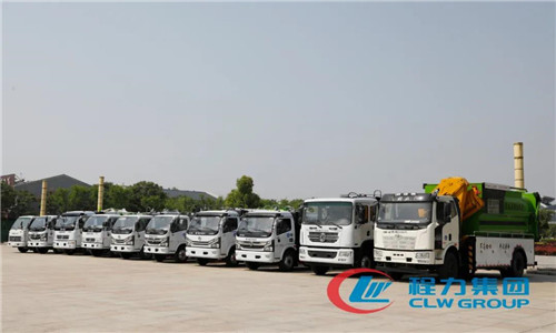  程力吊裝壓縮垃圾車專業(yè)廠，以科技創(chuàng)新為先導(dǎo)，吊裝壓縮垃圾車系列產(chǎn)品一舉成為網(wǎng)紅產(chǎn)品。