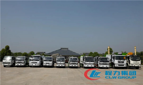  程力吊裝壓縮垃圾車專業(yè)廠，以科技創(chuàng)新為先導(dǎo)，吊裝壓縮垃圾車系列產(chǎn)品一舉成為網(wǎng)紅產(chǎn)品。