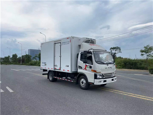 國六江淮駿鈴V5冷藏車，4.1米國六冷藏車