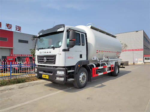 1687183721500588.jpg 重汽汕德卡單橋粉粒物料運(yùn)輸車 (1).jpg