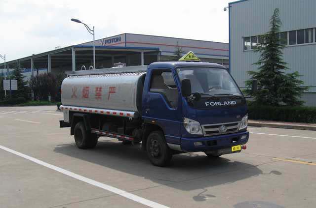 福田威龍4-6方加油車(上戶容積：4立方、上戶噸位：2.7噸）