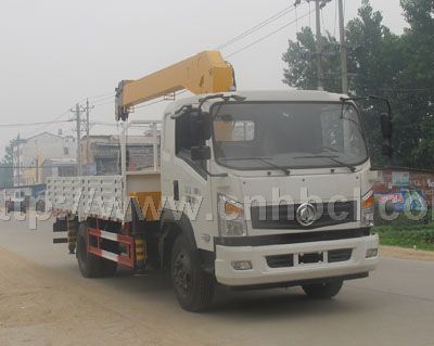 國(guó)四東風(fēng)153隨車(chē)吊配5噸、6.3噸吊機(jī)