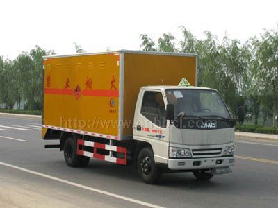 江鈴爆破器材運(yùn)輸車(chē)